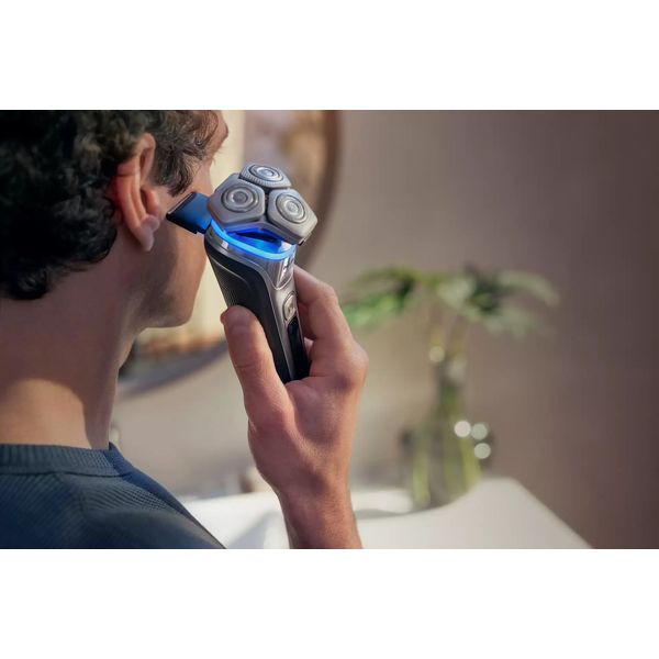 Philips S9975/55 Shaver series 9000 Elektrisch scheerapparaat met SkinIQ, nat en droog