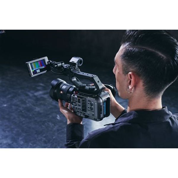 Sony ILME-FX6 Cinema Line FX6 FullFrame Camcorder