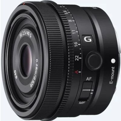 SEL 40mm f/2.5 G Lens Sony