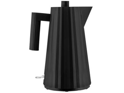 Plissé Electric kettle in  thermoplastic resin, black. US plug. 1500W