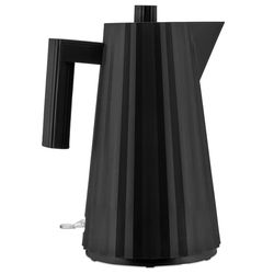 Plissé Electric kettle in  thermoplastic resin, black. US plug. 1500W 