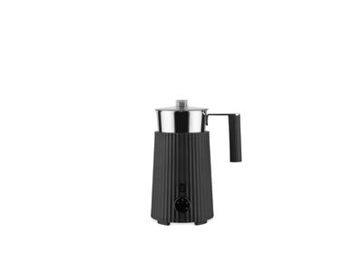 Plissé Multi-function induction milk frother in thermoplastic resin, black. Jug in 18/10 stainless steel. English plug. 600 W