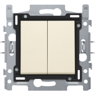 Dubbele drukknop, sokkel, insteekklemmen en afwerkingsset cream  Niko