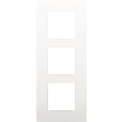 Niko Triple plaque de recouvrement de 60 mm d'entraxe verticalement Niko Intense white 