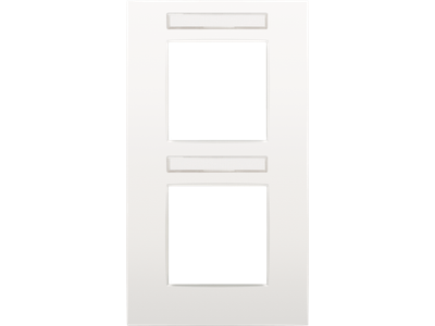 Tweevoudige afdekplaat met 71 mm centerafstand, verticaal, met transparant tekstveld, Niko Intense white
