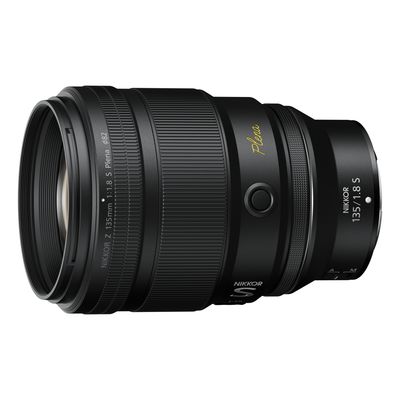 NIKKOR Z 135mm f/1.8 S Plena  Nikon