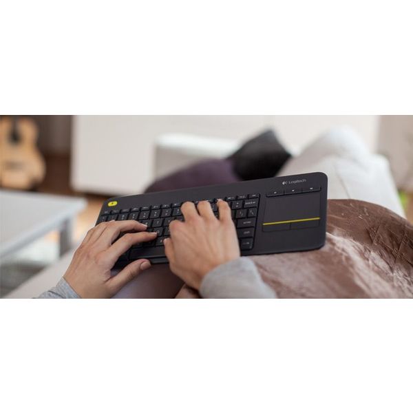 Logitech K400 plus Black