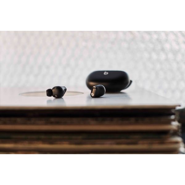 Apple Beats Studio Buds – True Wireless Noise Cancelling Earphones – Black