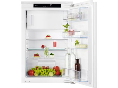 <ul class='list-attrs-tooltip'><li>Nishoogte (minimaal): 88 cm</li><li>Totale netto inhoud: 118 Liter</li><li>Vriesgedeelte: Vriesgedeelte</li><li>Geluidsniveau: 35 dB(A)</li><li>Energieklasse: D</li><li>Hoogte: 87,30 cm</li><li>Type koelkast: Eéndeurskoelkast met vriesvak...</li></ul> NSF5O881DF Koelkast inbouw 88 cm