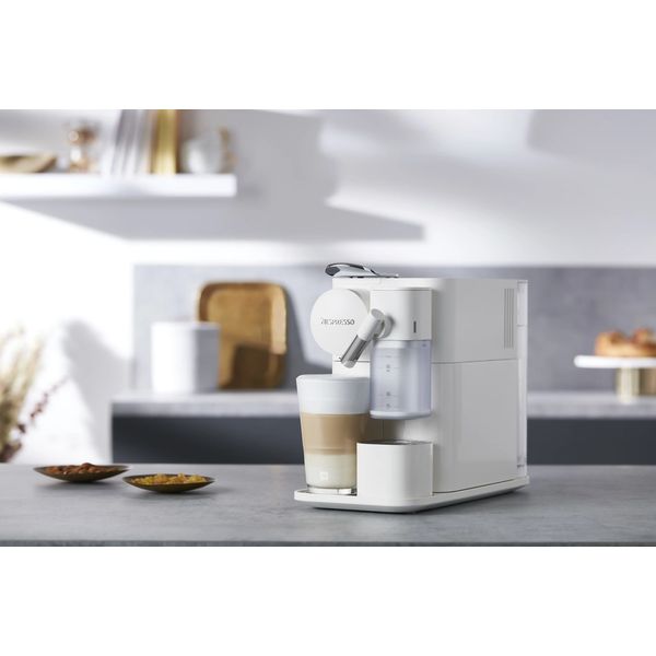 Nespresso De'Longhi Lattissima One Silky White