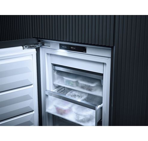 FNS 7470 D  Miele