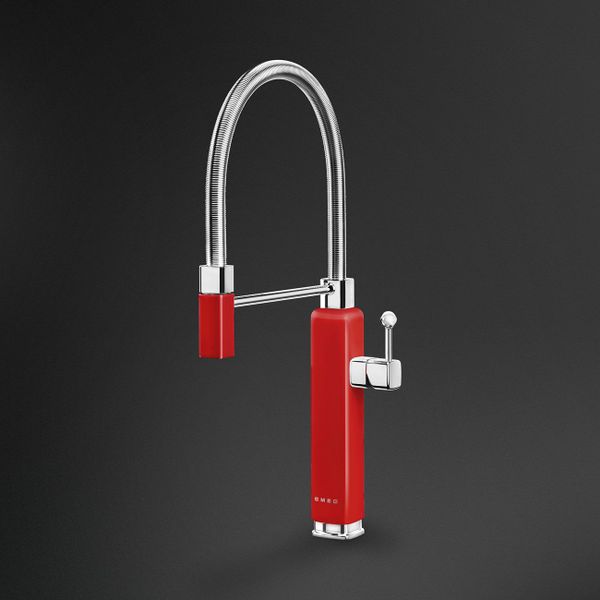 Smeg  50's style Keukenmengkraan - handsproeier - chroom en rood 