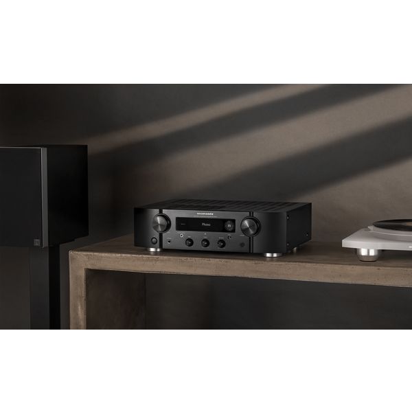 Marantz PM7000N Geïntegreerde stereoversterker Zwart