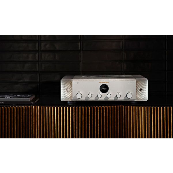 MODEL 30 Geïntegreerde stereo versterker Zilver-Goud Marantz