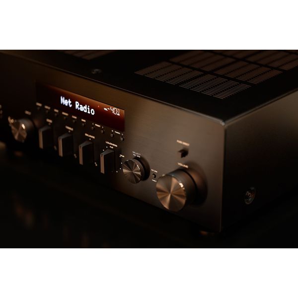 Yamaha RN600A Receiver zilver 2x105W(RMS) DAB MusicCast