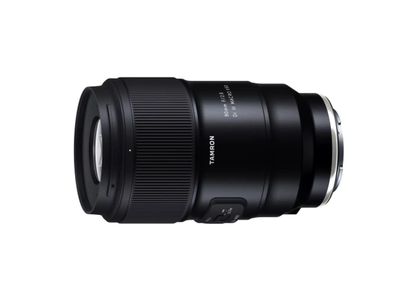 90mm f/2.8 DI III Macro VXD Sony FE