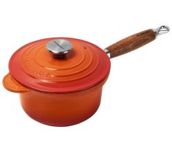 Steelpan in Geëmailleerd Gietijzer met Houten Handvat 18cm 1,8l Oranjerood Le Creuset