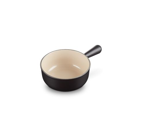 Steelpan in Geëmailleerd Gietijzer met Gietijzeren Handvat 20cm 1,9l mat zwart  Le Creuset