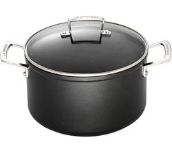 Kookpan met 4x Sterkere Anti-Aanbaklaag en Glazen Deksel 24cm 6l Zwart Le Creuset