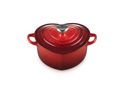 Braadpan Hart in Geëmailleerd Gietijzer met RVS Hartjesknop 20cm 1,9L Kersenrood