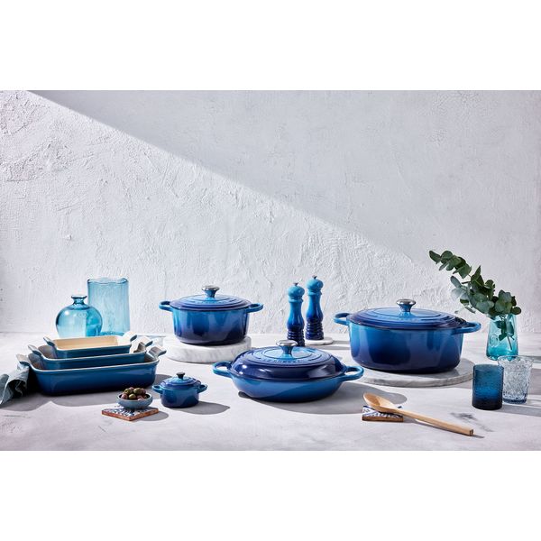 Le Creuset Stoofpan Rond in Geëmailleerd Gietijzer Azure 22cm 3,3l