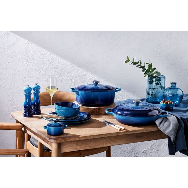 Le Creuset Stoofpan Rond in Geëmailleerd Gietijzer Azure 22cm 3,3l