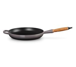 Signature Koekenpan in Geëmailleerd Gietijzer met Houten Handvat 28cm 2,6l Flint Le Creuset