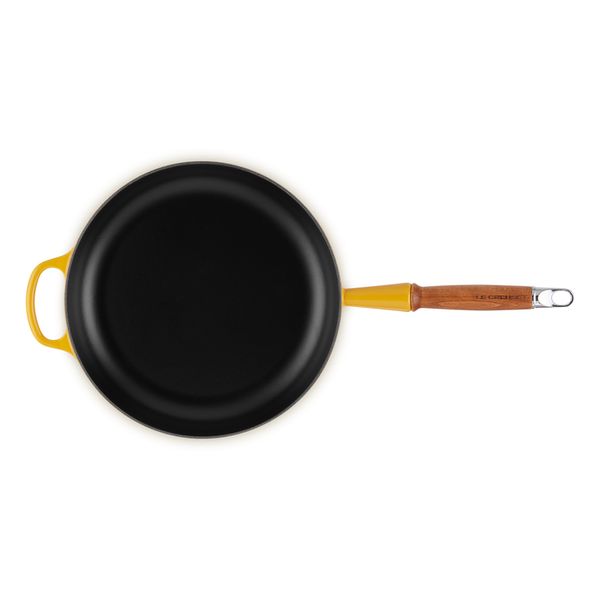 Le Creuset Signature Koekenpan in Geëmailleerd Gietijzer met Houten Handvat 28cm 2,6l Nectar