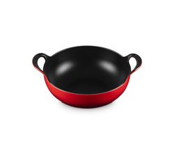 Balti Dish in Geëmailleerd Gietijzer Kersenrood Le Creuset