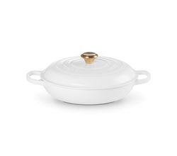 Signature Campagnard in Geëmailleerd Gietijzer Rond met Goudkleurige Knop 30cm 3,5l  Wit Le Creuset