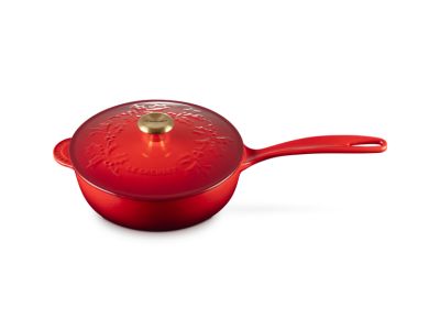 Holly Collection Sauspan in Geëmailleerd Gietijzer  met Goudkleurig Knop 21cm 2l  Kersenrood