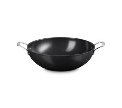 Essential Non-Stick Ceramic Wok met 2 Hulphandvaten 32cm 6,0l Zwart Le Creuset