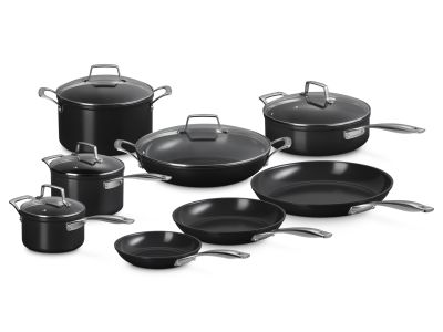 Essential Non-Stick Ceramic Pannenset 8-delig 20cm/26cm/30cm/16cm/20cm/24cm/26cm/30cm Zwart