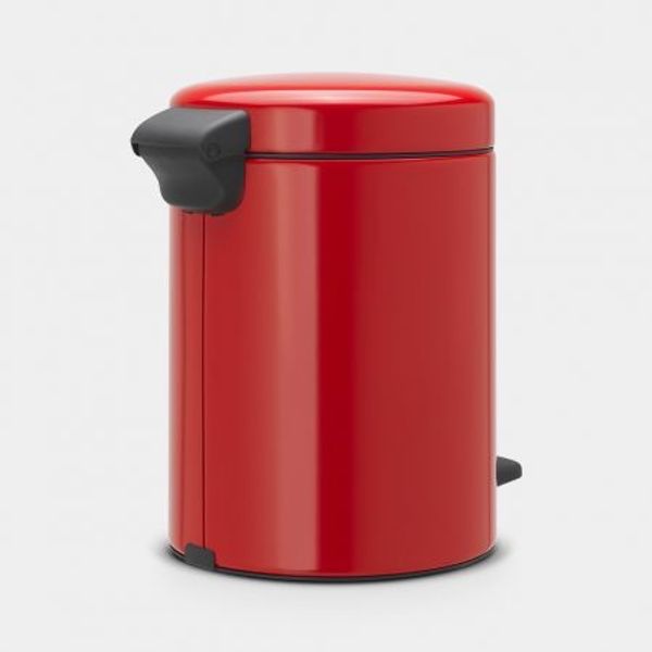 Brabantia newIcon pedaalemmer 5 liter met kunststof binnenemmer Passion Red