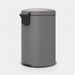 Brabantia newIcon pedaalemmer 20 liter met kunststof binnenemmer Mineral Concrete Grey