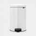 Brabantia newIcon pedaalemmer 20 liter met metalen binnenemmer White