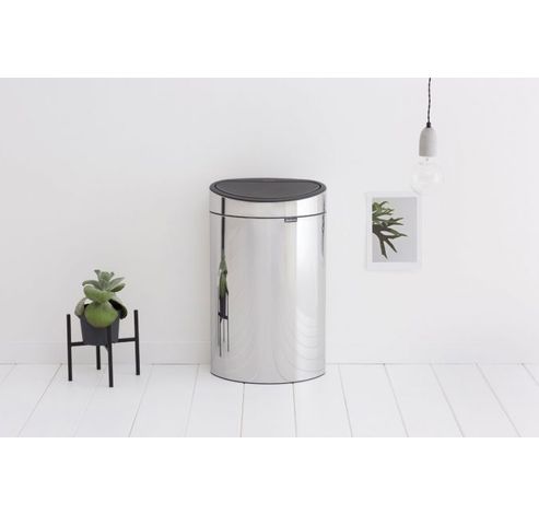 Touch Bin poubelle 40 litres avec seau intérieur synthétique Brilliant Steel  Brabantia