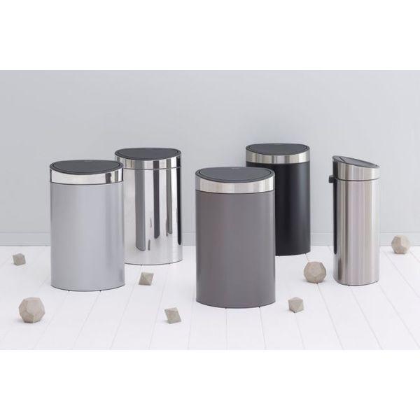 Brabantia Touch Bin afvalemmer 40 liter met kunststof binnenemmer Metallic Grey / Brilliant Steel