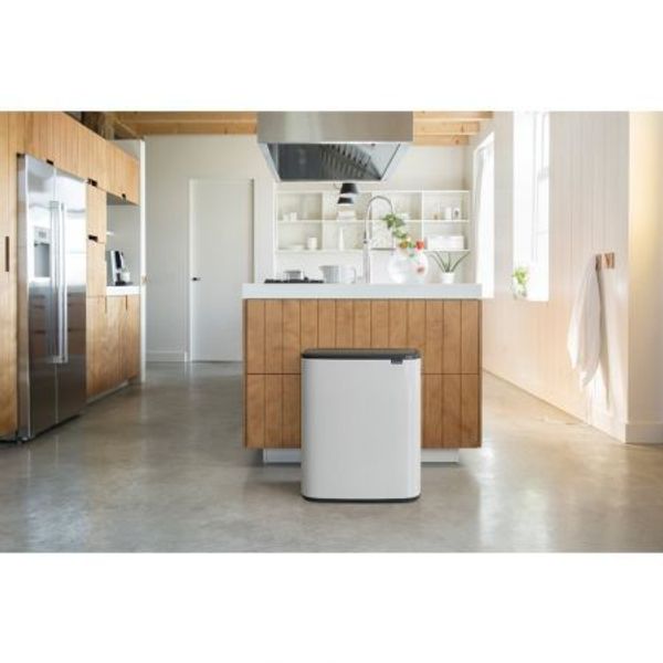 Brabantia Bo Touch Bin afvalemmer 2 x 30 liter met 2 kunststof binnenemmers White