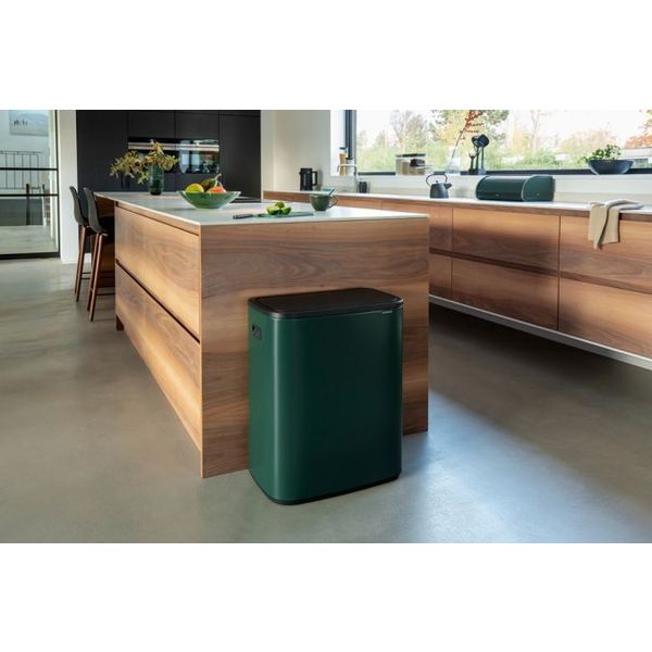 Brabantia Bo Touch Bin afvalemmer 60 liter met kunststof binnenemmer Pine Green