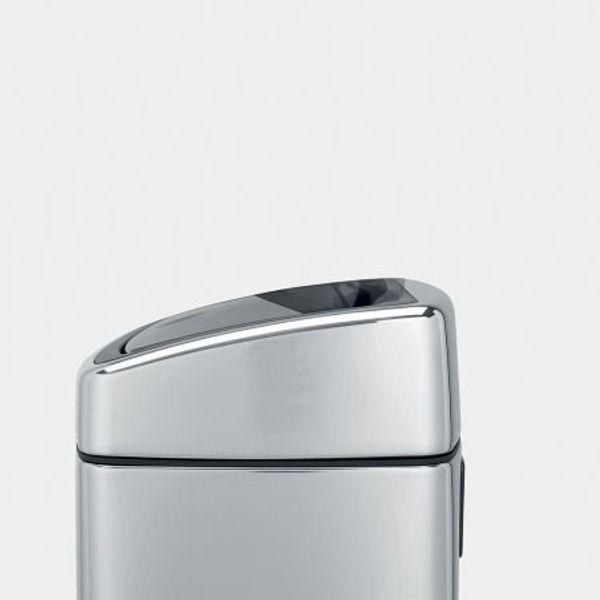 Brabantia Touch Bin wandafvalemmer 10 liter met kunststof binnenemmer Brilliant Steel