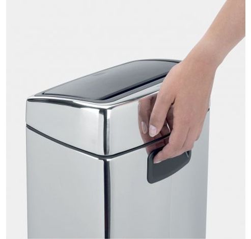 Touch Bin poubelle murale 10 litres avec seau intérieur synthétique Brilliant Steel  Brabantia