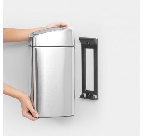 Touch Bin poubelle murale 10 litres avec seau intérieur synthétique Matt Steel Fingerprint Proof  Brabantia