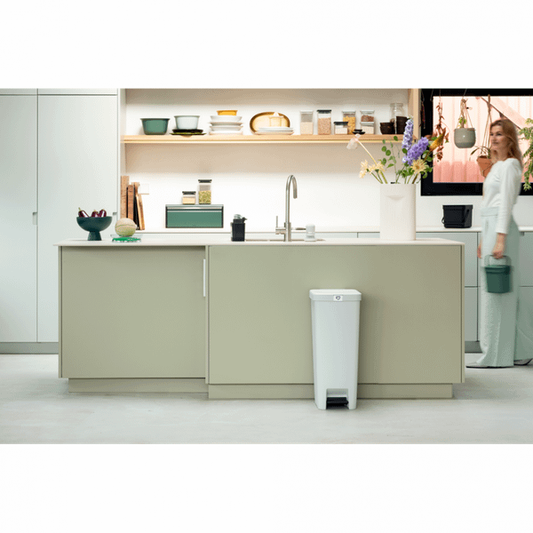 Brabantia StepUp pedaalemmer 40 liter Light Grey