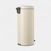 Brabantia NewIcon pedaalemmer 30 liter met kunststof binnenemmer Soft Beige