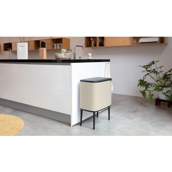 Brabantia Bo Touch Bin afvalemmer 11 + 23 liter met 2 kunststof binnenemmers Soft Beige