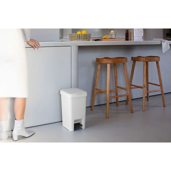 Brabantia StepUp pedaalemmer 16 liter Light Grey