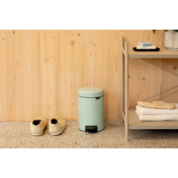 Brabantia NewIcon pedaalemmer 5 liter met kunststof binnenemmer Jade Green