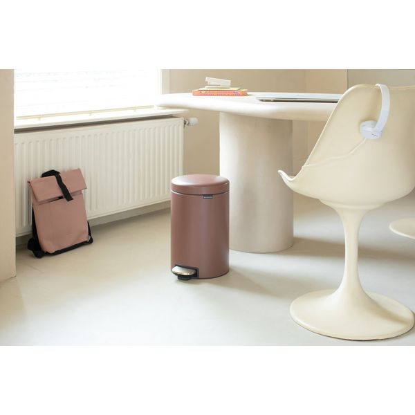 Brabantia NewIcon pedaalemmer 12 liter met kunststof binnenemmer Satin Taupe