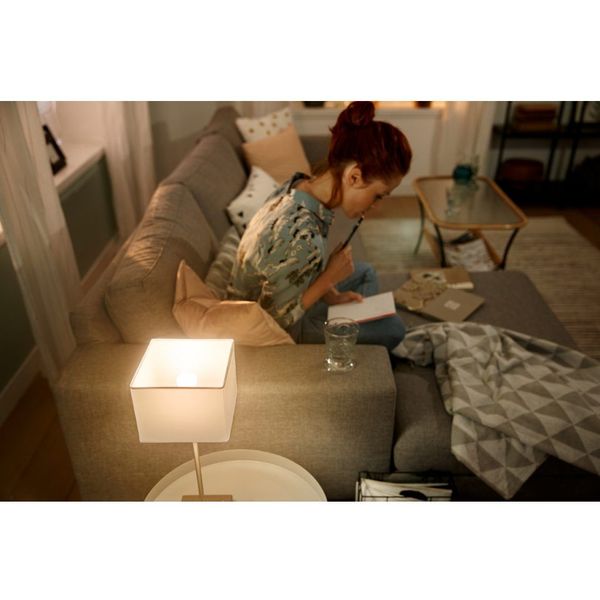 Philips Lighting Hue White Kogellamp - E14 slimme lamp